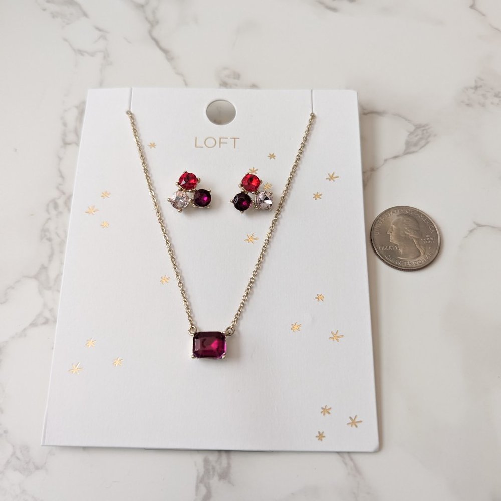 LOFT Necklace & Earring Set - Picture 3 of 6